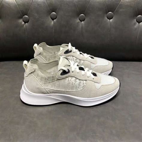 dior men's b25 white sneakers.